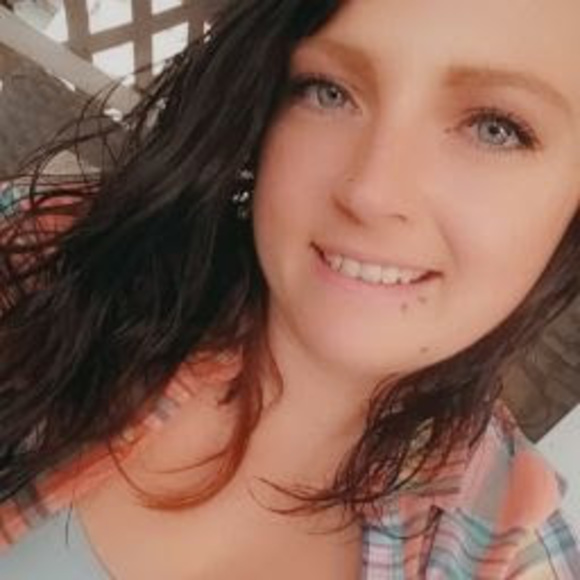 Meet your Posher, Amber - Picture 1 of 1